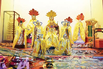 �������ӡ�����������������ʯ�����ڱ���ͼ��