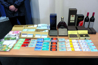 ���޾����ƻ�һ�������ÿ�թƭ���������ӱ���