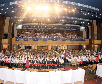 �����ٿ����ش���2000�˳�ϯ��������ʤ����ͼ��