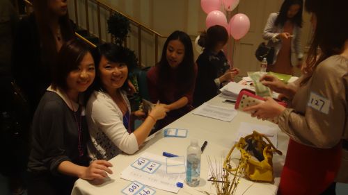 美国华人“脱光”派对吸引“洋人”捧场(图)