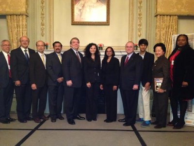 �׽���������������ҵ�ҽ����������������ϰ�