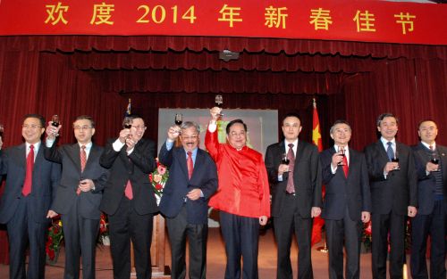 �ɽ�ɽ�Ƚ���ʿ��ϯ������´��д��ᣨͼ��