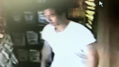 澳洲布里斯班“拆礼日”亚裔大盗图像公布(图)