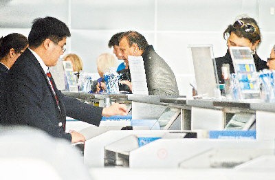 旧金山机场官员:希望华人勿因马航事件恐惧搭飞机
