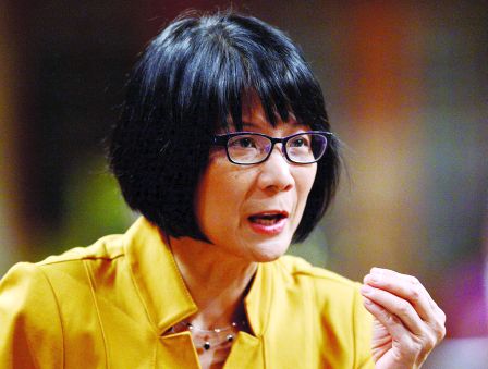 加华裔议员邹至蕙辞职参选多伦多市长成关注焦点