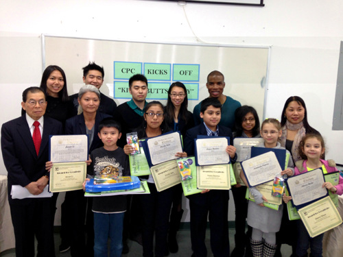 ŦԼ����ѧ����ͨ������Ʒ��ѡ��������Ƭ����