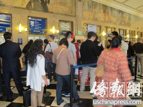 纽约华裔民众赶搭报税末班车可延长申报6个月
