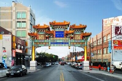 ŦԼ�������˽���¥������λ�ڲ�³����8���