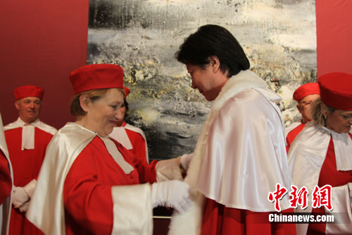 �÷��������ܳ����Ѿƹ���컭չ������ʿѫ��