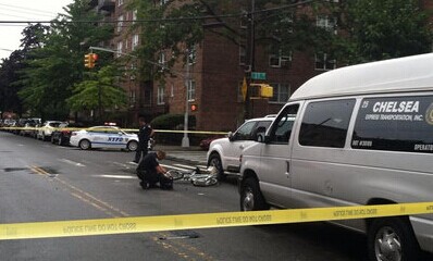 纽约一华裔老人骑单车被救护车撞倒不治身亡(图)