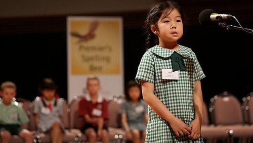 �Ĵ�����8�껪��Ůͯ�¶�����ƴд�����ھ���ͼ��