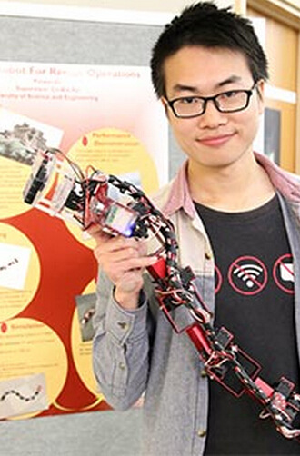 华裔学生改造救灾机器人攻克拍摄画面摇晃问题