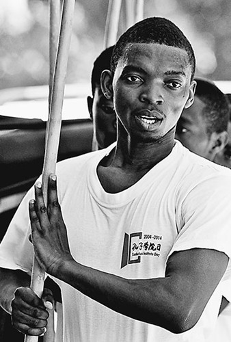 �й��Ļ���ֲ̹ɣ����̹ɣ������������й�����