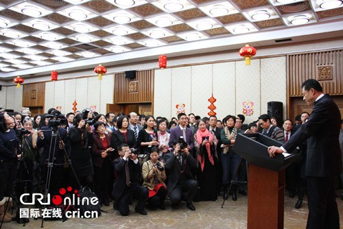 �й�פӢʹ�ݾ���2015�껪�Ȼ����´��д��ᣨͼ��