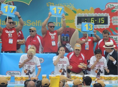 �������ȹ���������Ů�ӻ񼾾��Գ�û����Ӯ��