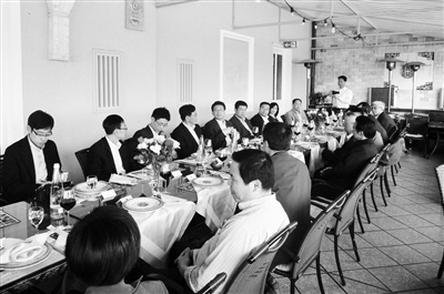 �е½����������ϼ�ǿ�ڵ»����ø������