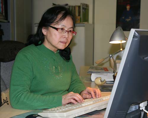 资深媒体人董纯经常出现在法国电视中,代表中国传媒人发声.