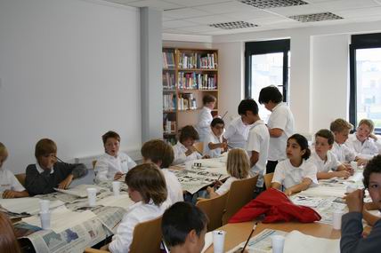 �¹�����ѧԺΪ��Сѧ���䷢�º�������֤��