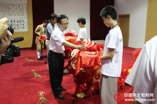 ���Ȱ��21���л����գ�ʨ�գ���ѵ����ݿ���