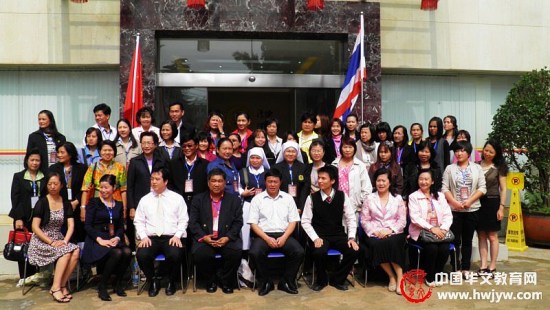 ̩��У��ʦ���������ѵ������������ѧУ����