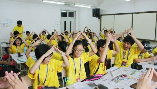 活字印刷课学汉字天津营营员称:就像做游戏