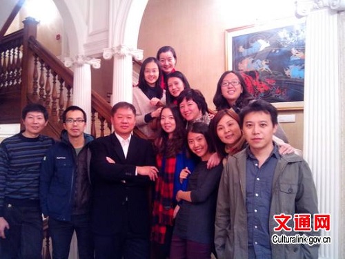 �й�פӢʹ�ݾ�����Ӣ��������ʵϰѧԱ��̸��