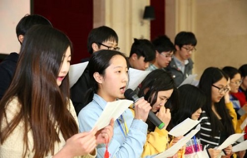 ��2013���￼�Զ���Ӫ���ڱ�������ѧԺ��Ļ