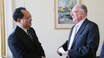 Ӣ��һ��ѧ���к���ѧϰ������ʽ�����°佱