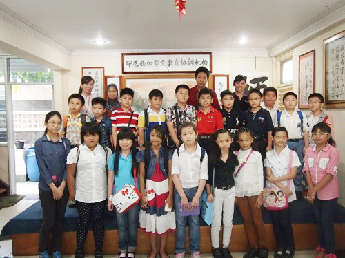 ӡ��μӺ���������������ʾ���Ľ��������ռ�