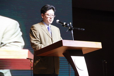 印尼崇文中小学建校60周年暨复办3周年庆典举行