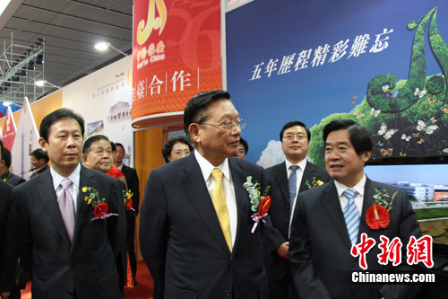 �������ι۽��ջ���̨������ɹ�չ��ͼ��