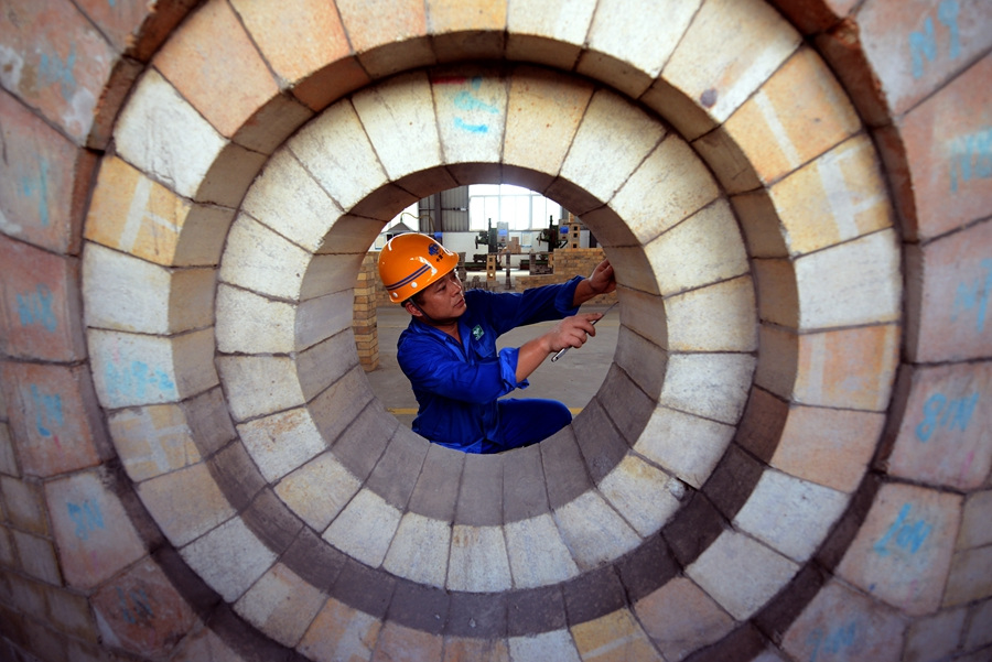 一线故事小筑炉工的大工匠精神