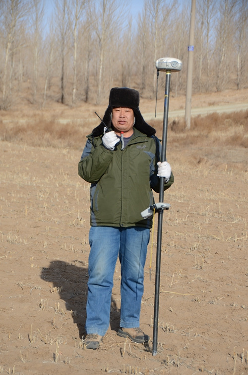 һ�߹��£�ũ��������Ƶġ����ͼ��