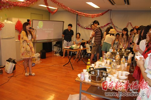 ���ջ�����ѧ���ٰ������������ᳩ����Բ֮��