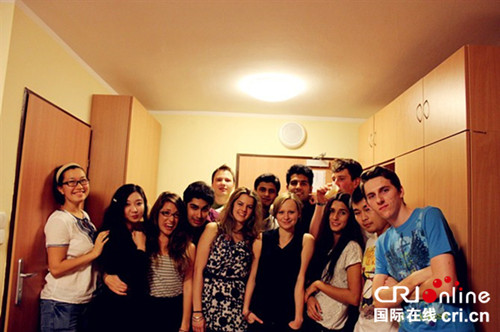 �й�80���ڲ�����ѧ�Ĺ��£�ͼ��