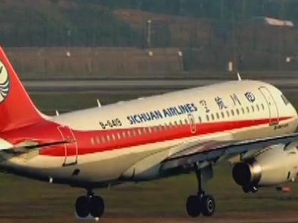 川航客机风挡玻璃破裂 业内人士分析四种可能