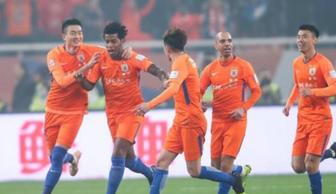 亚冠:山东鲁能客场2:2庆南FC 佩莱梅开二度 -中