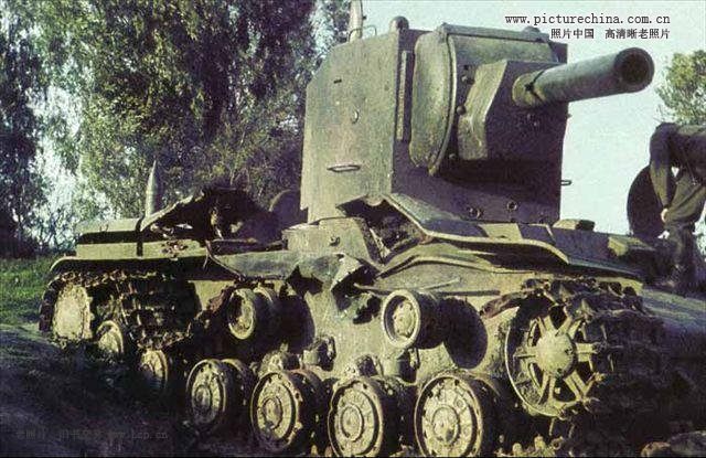 ���ض�ս�վ�����̹�����ص¾�װ��ʦ������ҹ