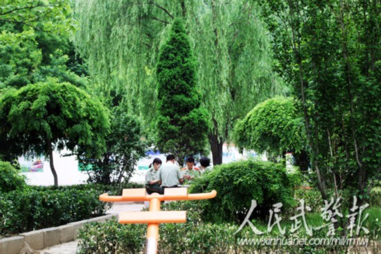 ɽ����Ȫ�侯����������̬��ɫӪ����ͼ��