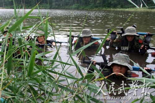 �侯���ӿ�չ��ħ���ܡ�����ѵ��������ս��Ӣ