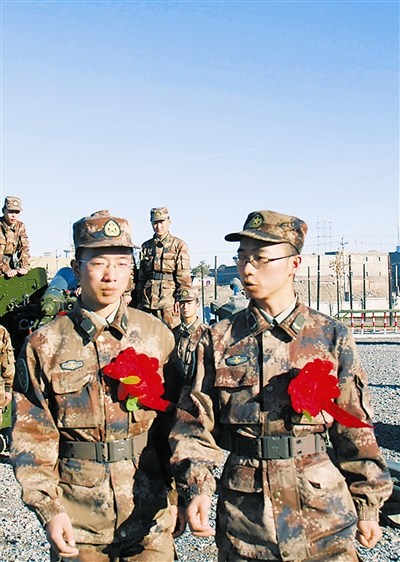 �½�����ĳ�ڱ���˫��̥��ѧ��ʿ��˫˫���