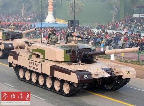 ��ý��ӡ���߲�ƹ���̹��ΪT-90��·