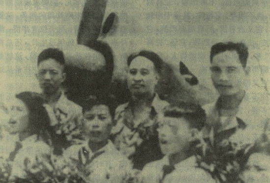 �Է�Ӣ�����������������Ҫ�ɵĸ��ߣ�ͼ��