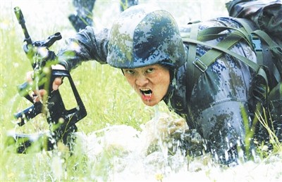 ���Ͼ���������ս�Ŵ���ѵ��ģʽ�����湦��ͼ��