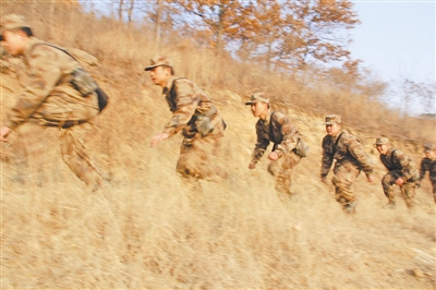 ɽ��ĳԤ�����ڱ�ʦ���ظ��ӻ�����ĥ�²���ս��