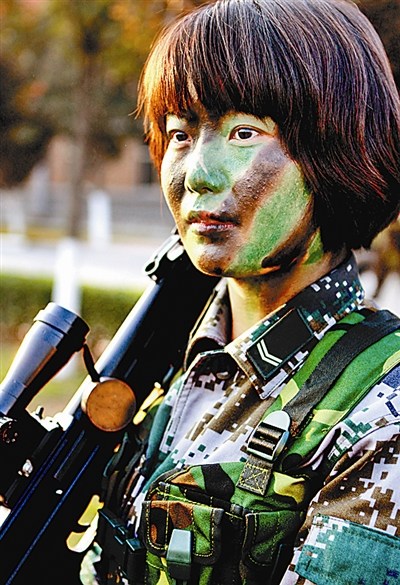 ��սŮ�ѻ��ֿ۶����ǹ����3ö������˿����