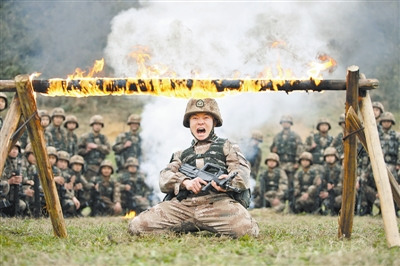 ��13���ž�ĳ��ѵ��������ָ��Ա�������ҵġ�