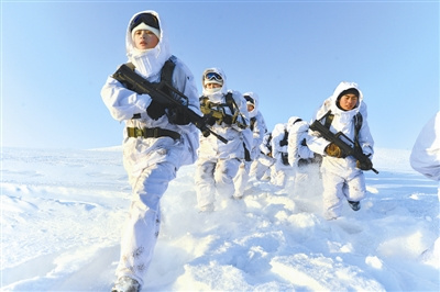 ����������սŮ������30�����϶�չ��ǿ�о�ѵ��