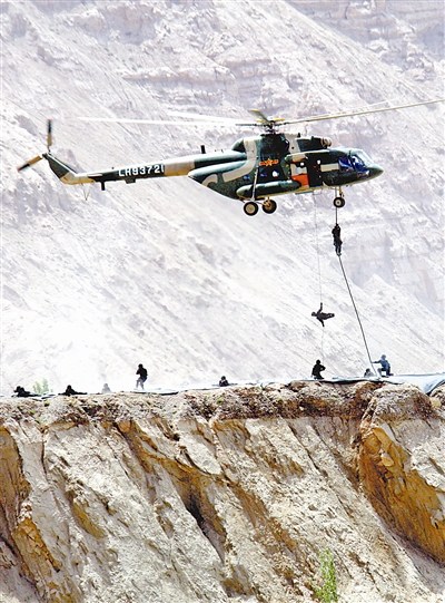 �侯�����ܶ���ս��ӵ����ӵ���չѵ����ͼ��