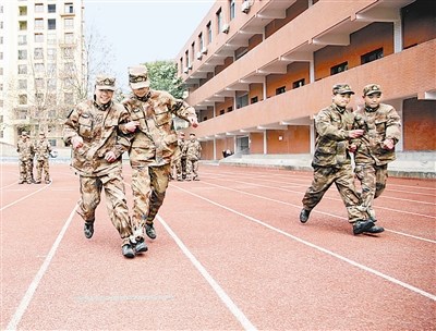 �����������չȤζѵ��������ٱ�������